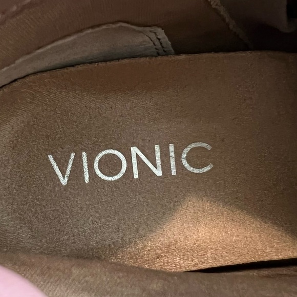 Vionic Upright Bromley Bootie - Picture 7 of 8